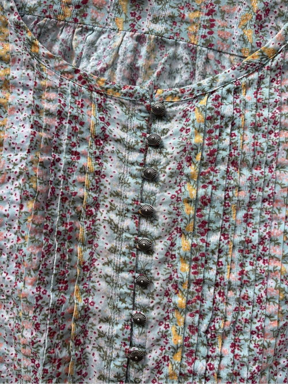 Maeve Mint Floral Pintuck Button-Front Top with Yellow Accents